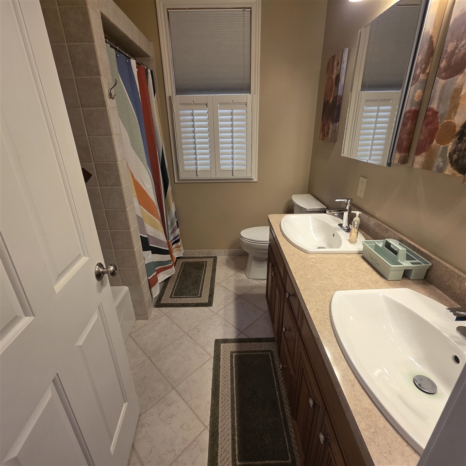 5875 W Michigan Avenue, Pentwater, MI, 49449-8906