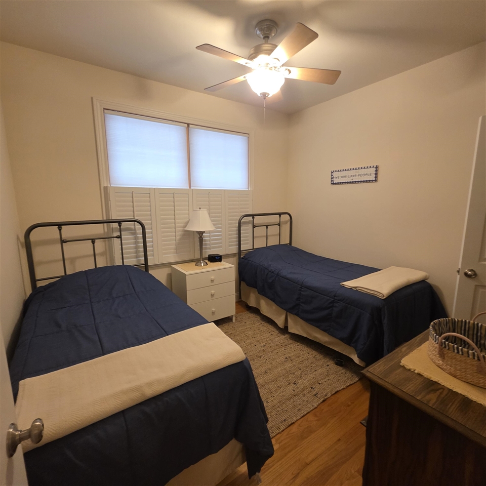 5875 W Michigan Avenue, Pentwater, MI, 49449-8906