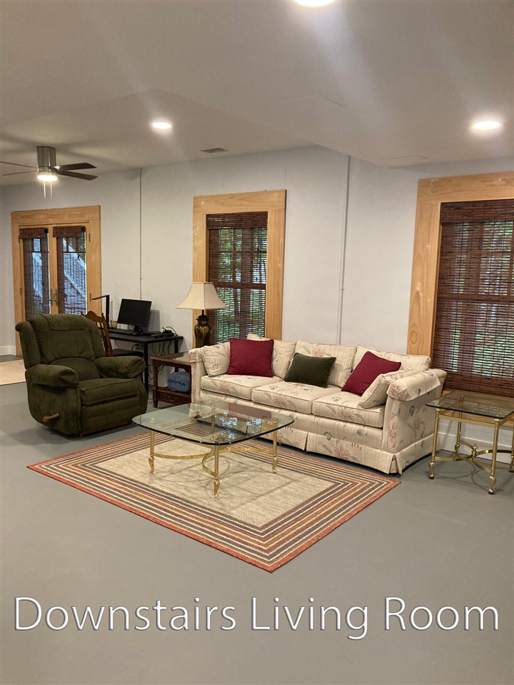 5875 W Michigan Avenue, Pentwater, MI, 49449-8906