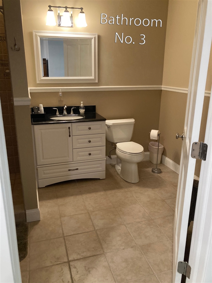 5875 W Michigan Avenue, Pentwater, MI, 49449-8906