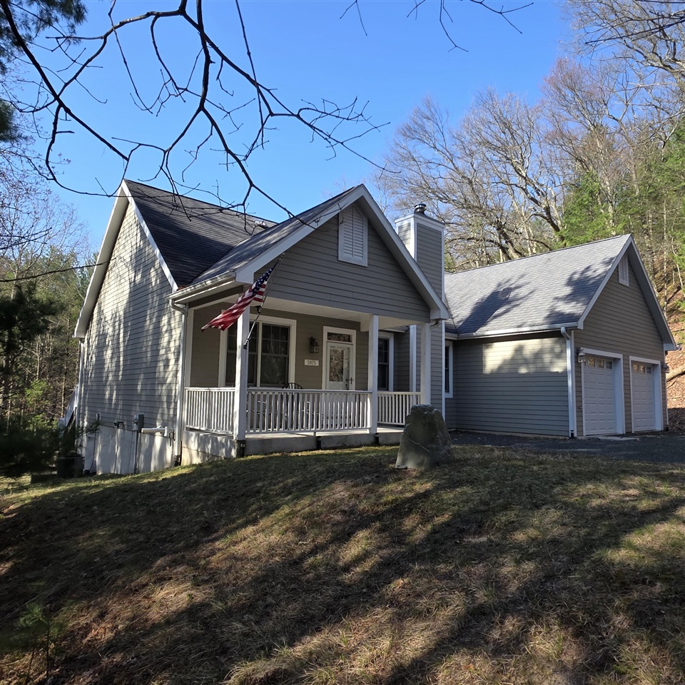 5875 W Michigan Avenue, Pentwater, MI, 49449-8906