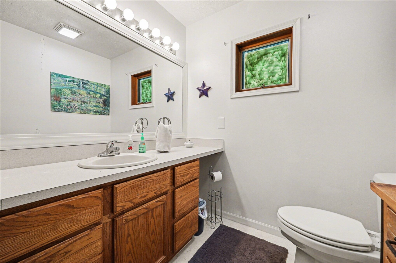 6675&Back 122nd Avenue, Fennville, MI, 49408-9750