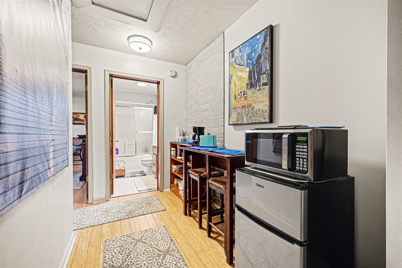 6675&Back 122nd Avenue, Fennville, MI, 49408-9750