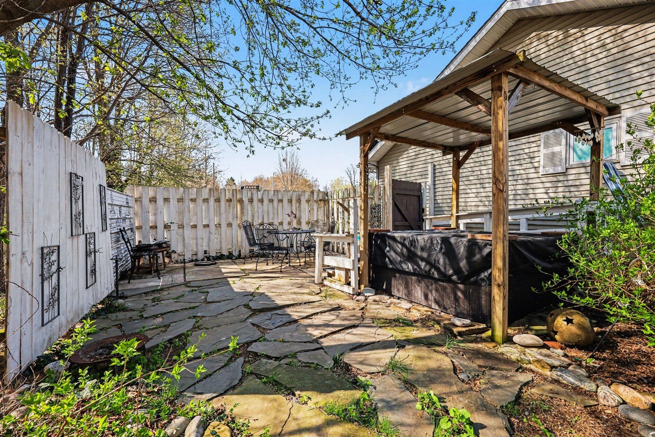 6675&Back 122nd Avenue, Fennville, MI, 49408-9750