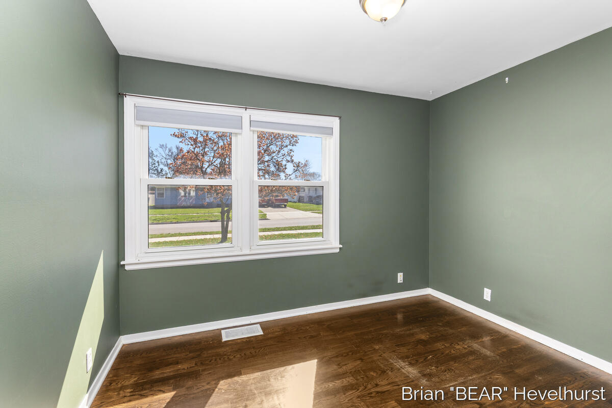 5081 Blaine Avenue, Grand Rapids, MI, 49508-4703