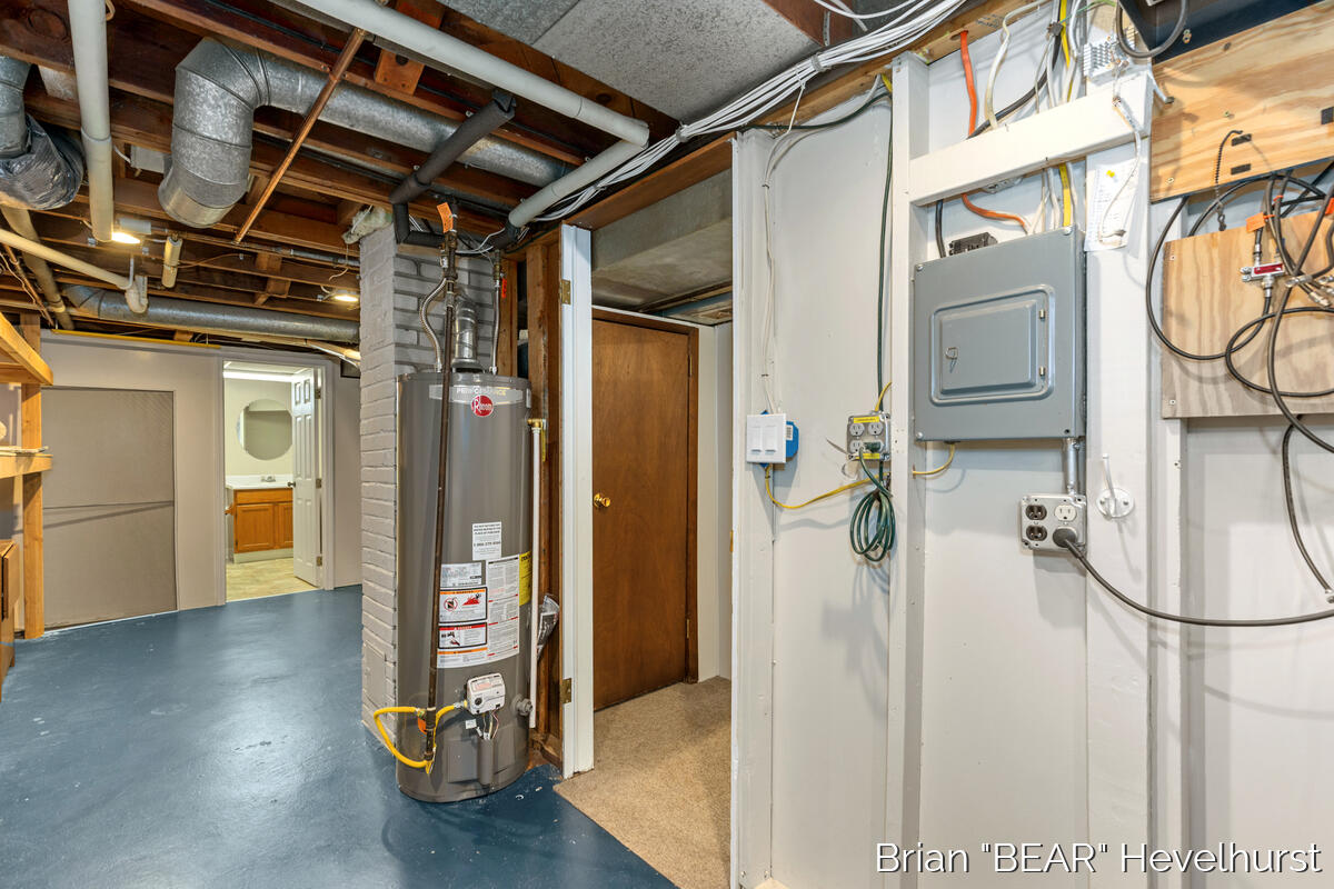 5081 Blaine Avenue, Grand Rapids, MI, 49508-4703