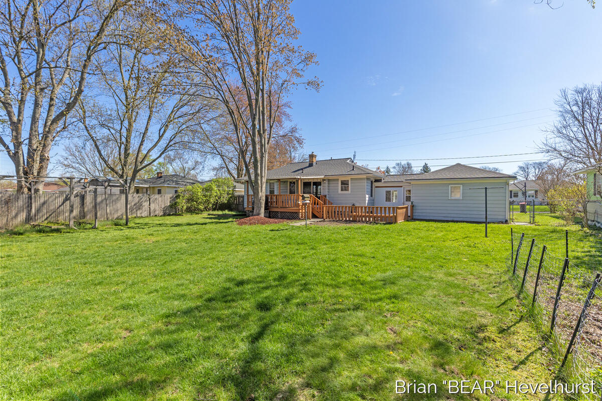 5081 Blaine Avenue, Grand Rapids, MI, 49508-4703