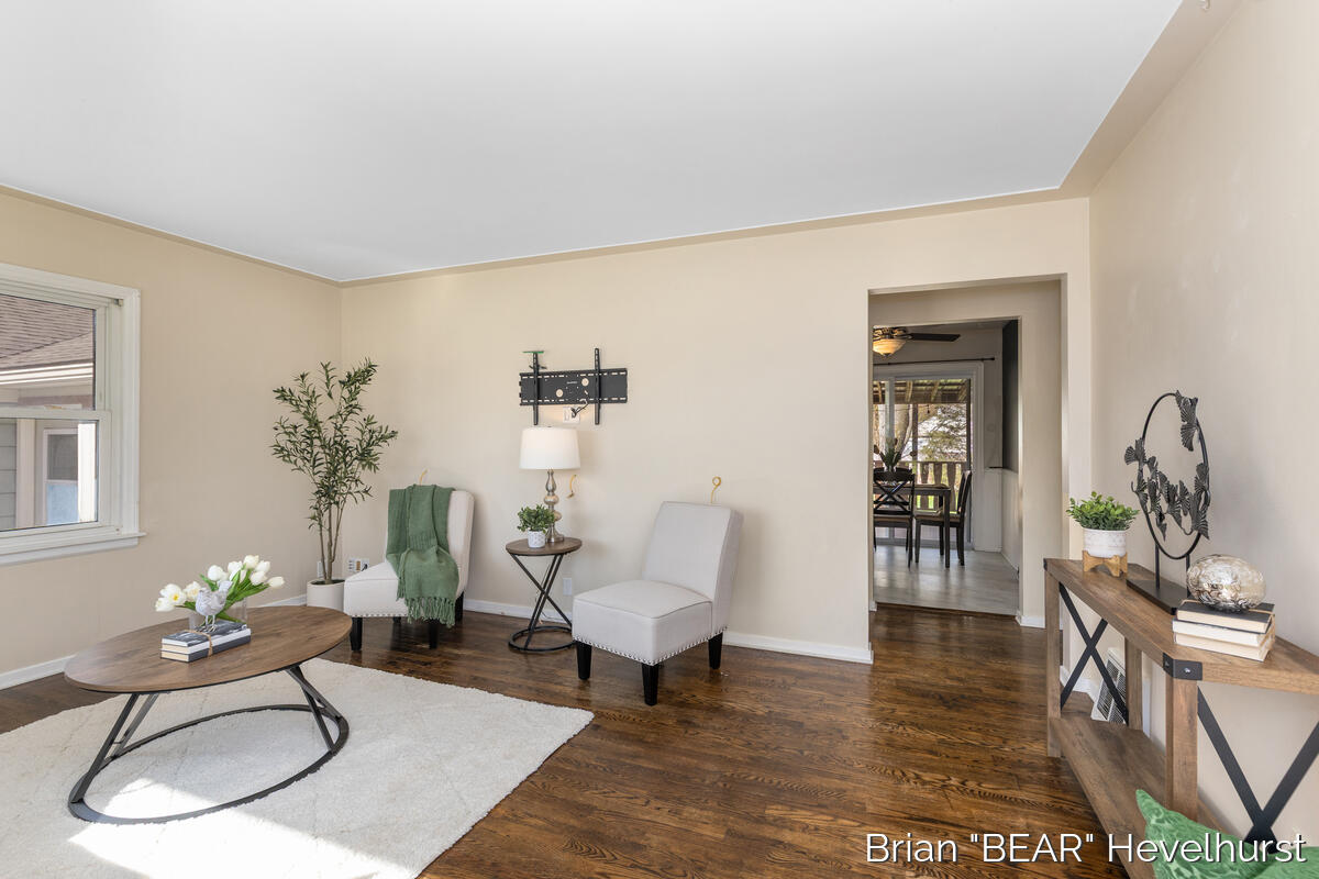 5081 Blaine Avenue, Grand Rapids, MI, 49508-4703