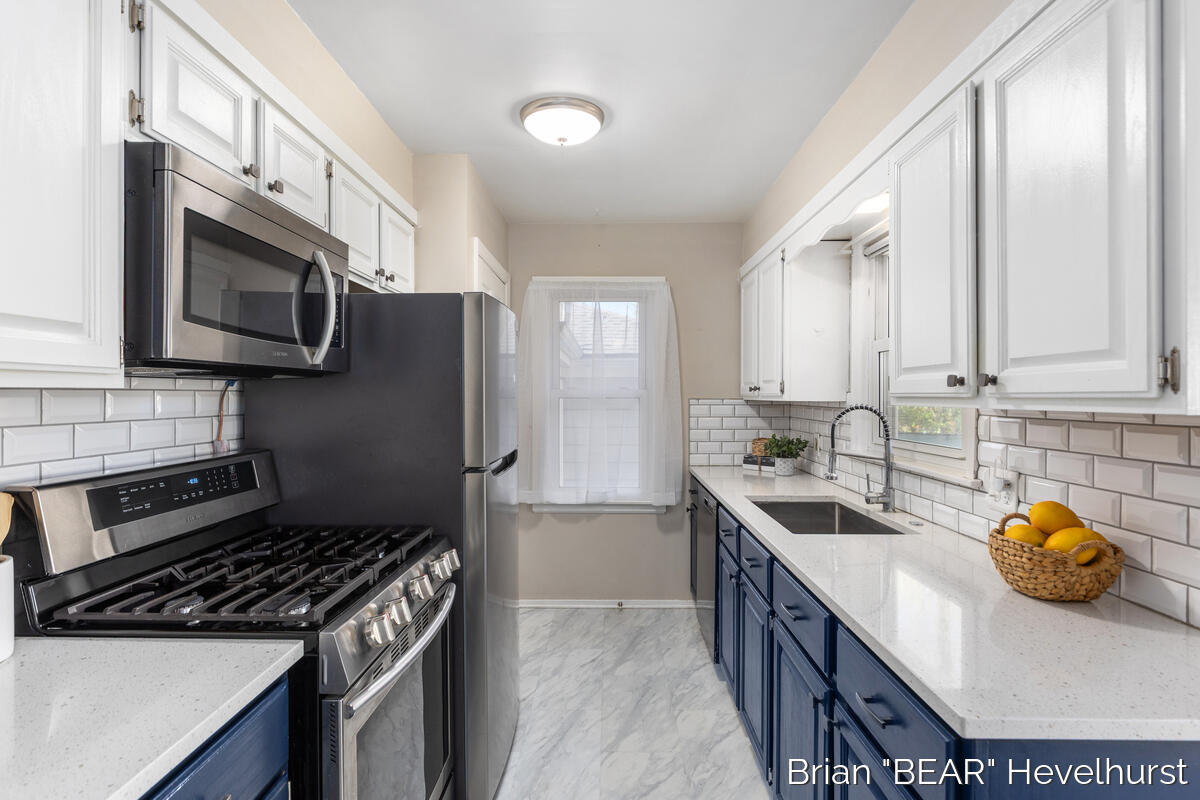 5081 Blaine Avenue, Grand Rapids, MI, 49508-4703