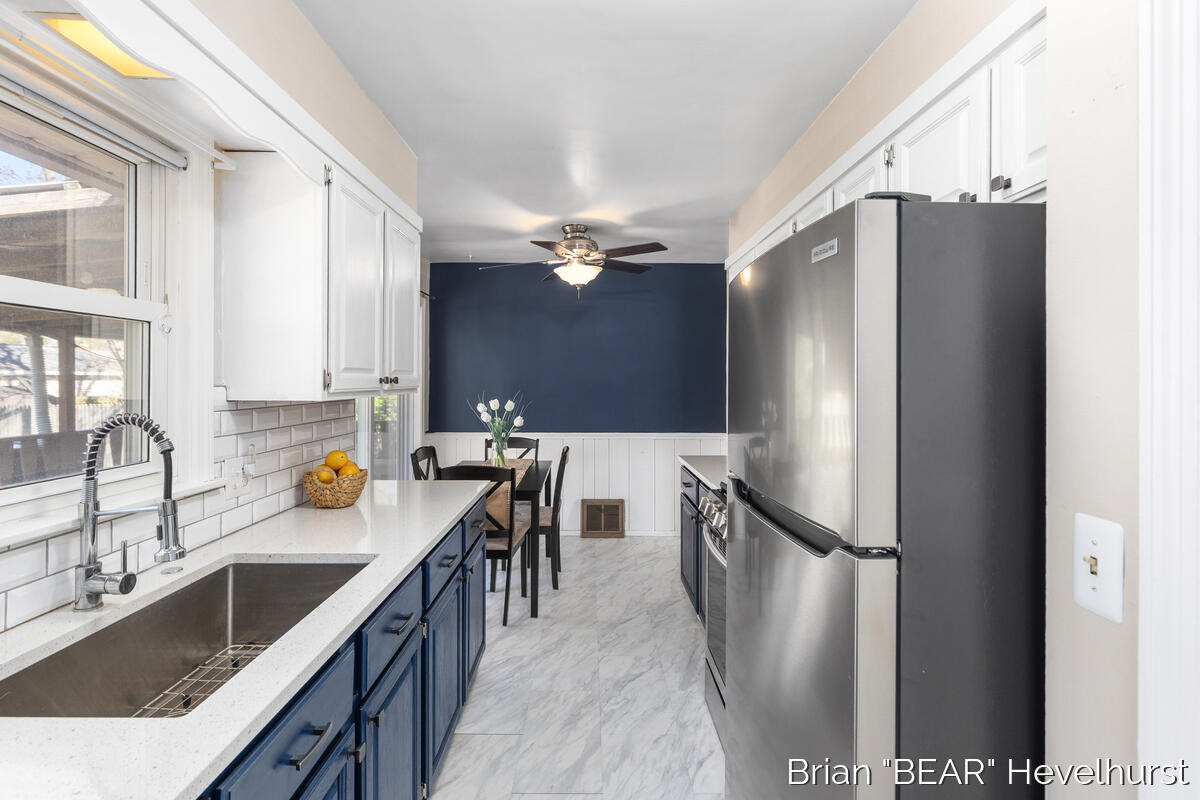 5081 Blaine Avenue, Grand Rapids, MI, 49508-4703