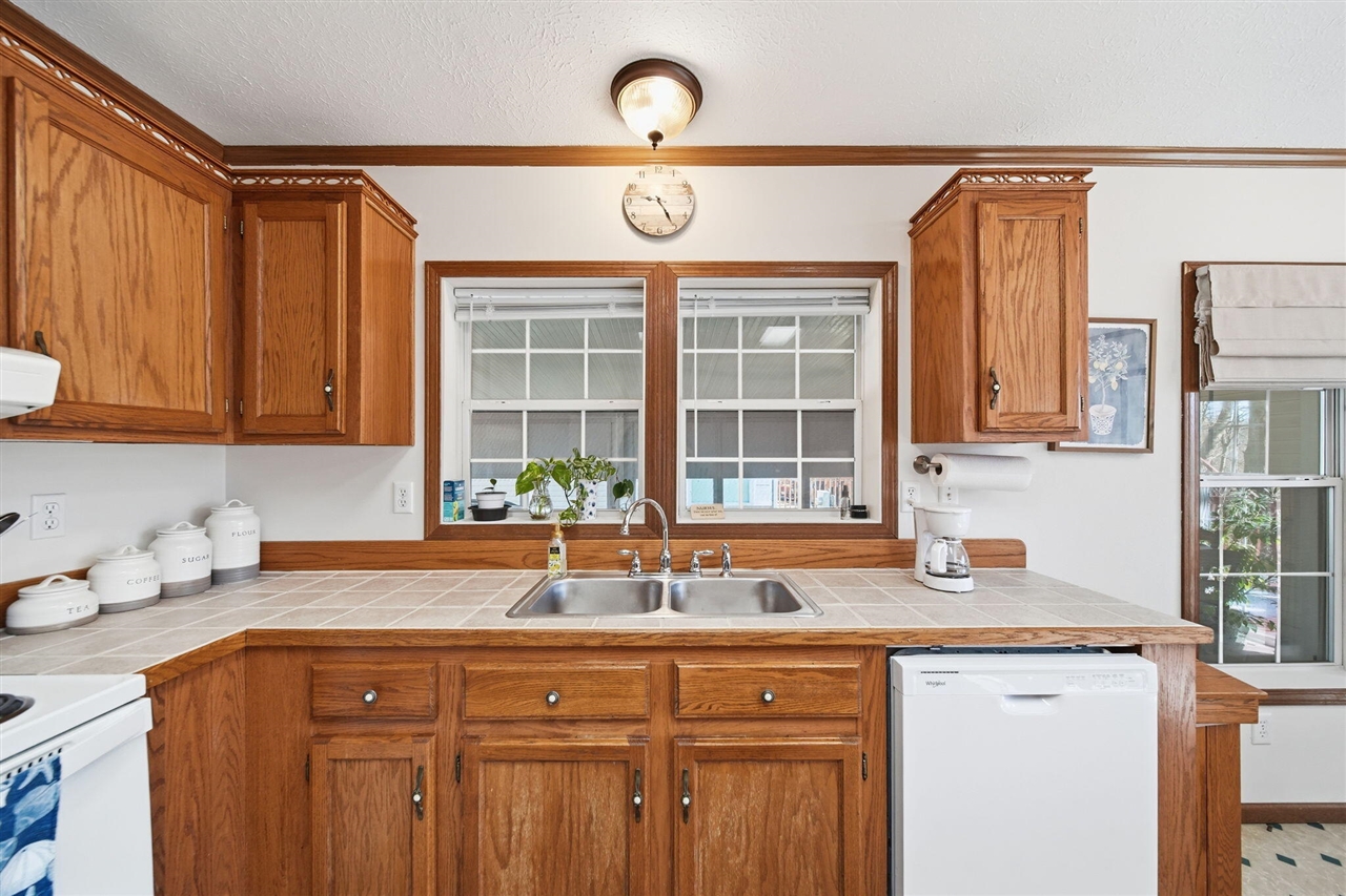 448 Raisin River Drive, Adrian, MI, 49221