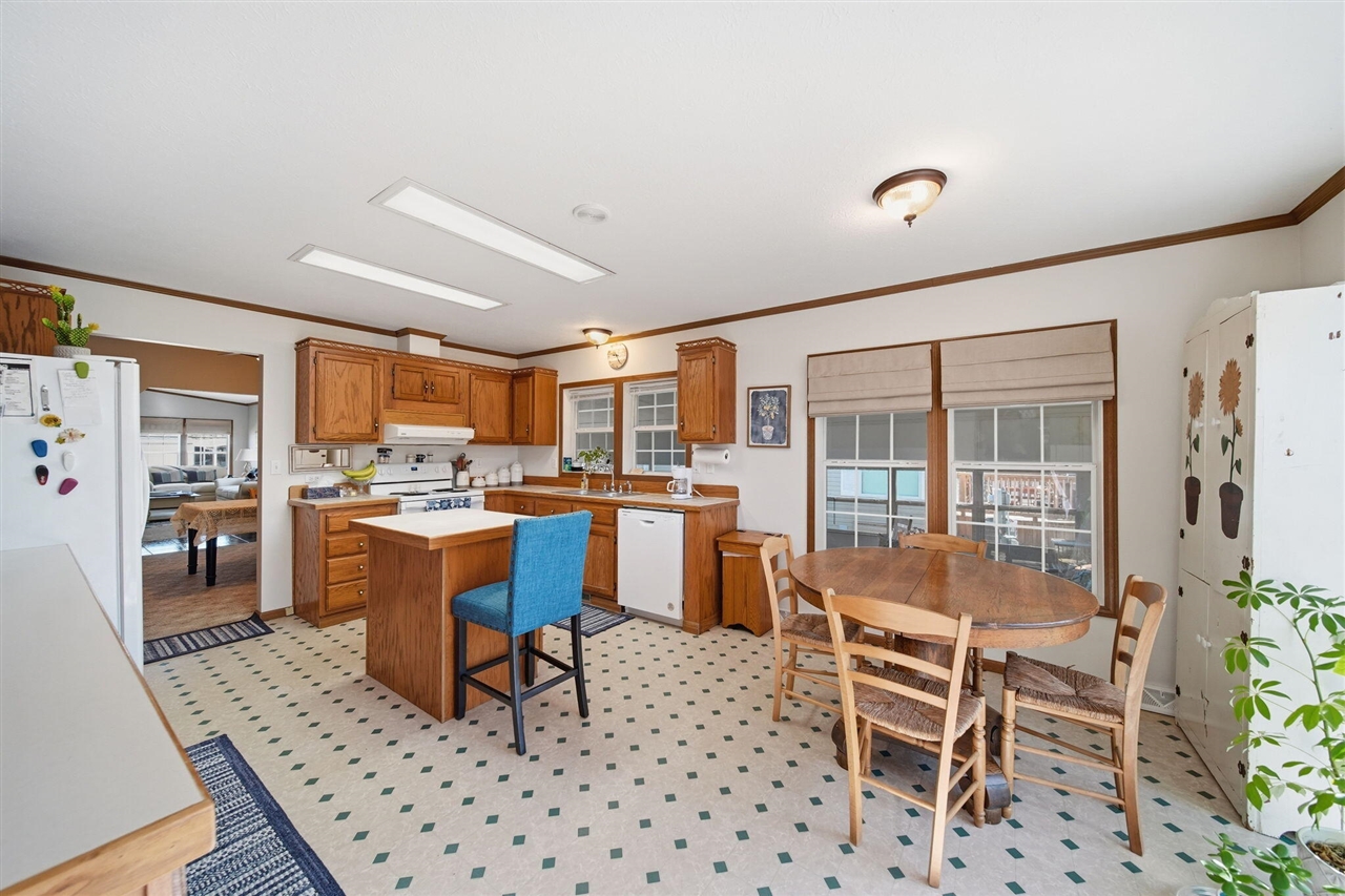 448 Raisin River Drive, Adrian, MI, 49221