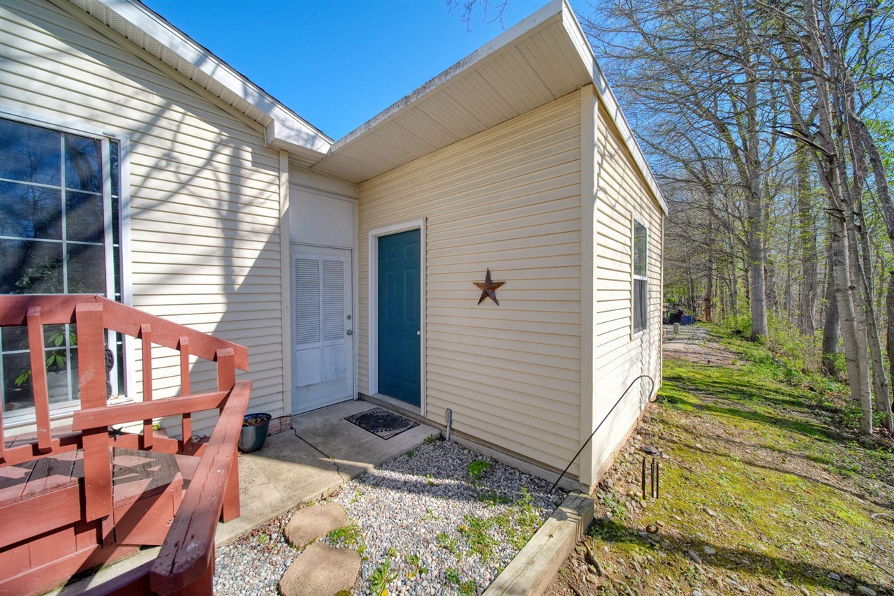 448 Raisin River Drive, Adrian, MI, 49221