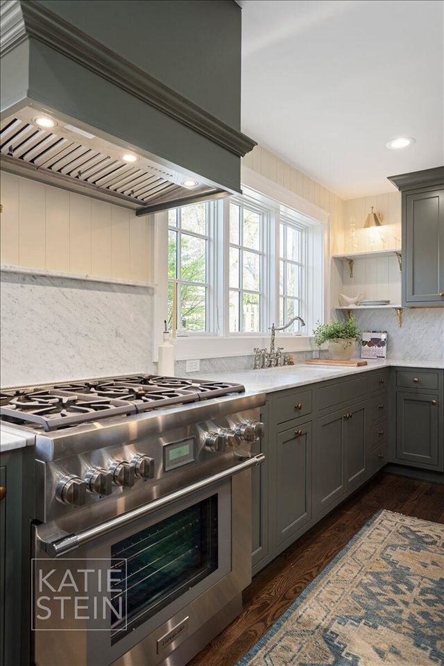 833 Gladstone Drive, East Grand Rapids, MI, 49506-3333
