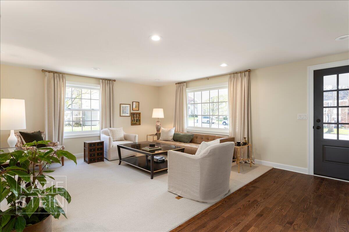 833 Gladstone Drive, East Grand Rapids, MI, 49506-3333