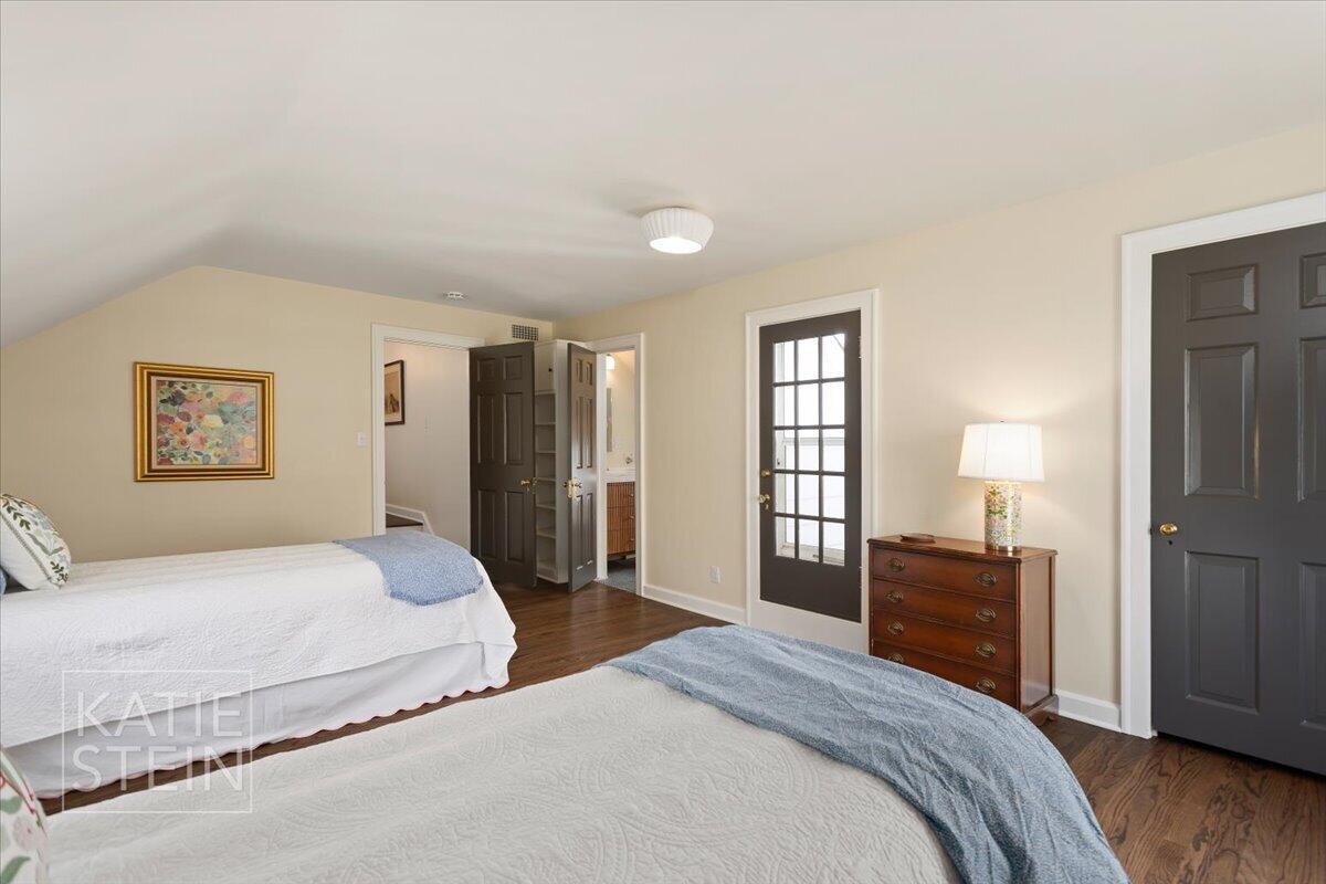 833 Gladstone Drive, East Grand Rapids, MI, 49506-3333
