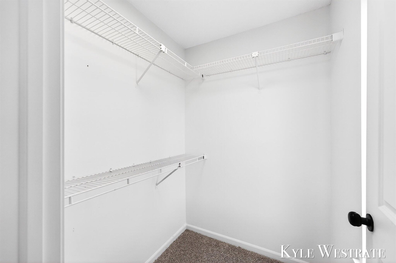 3581 Whispering Brook Court, Grand Rapids, MI, 49508-3779