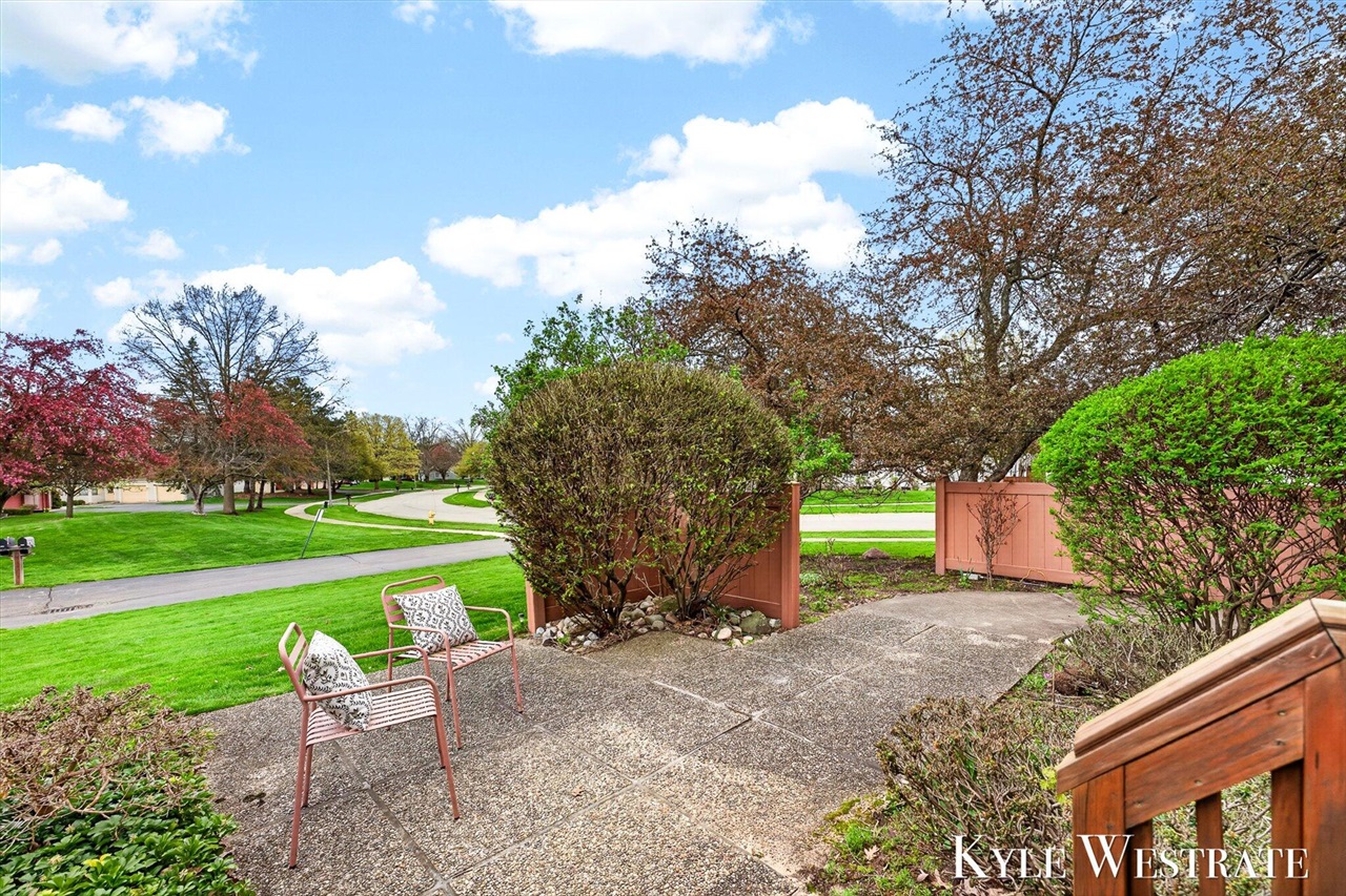 3581 Whispering Brook Court, Grand Rapids, MI, 49508-3779