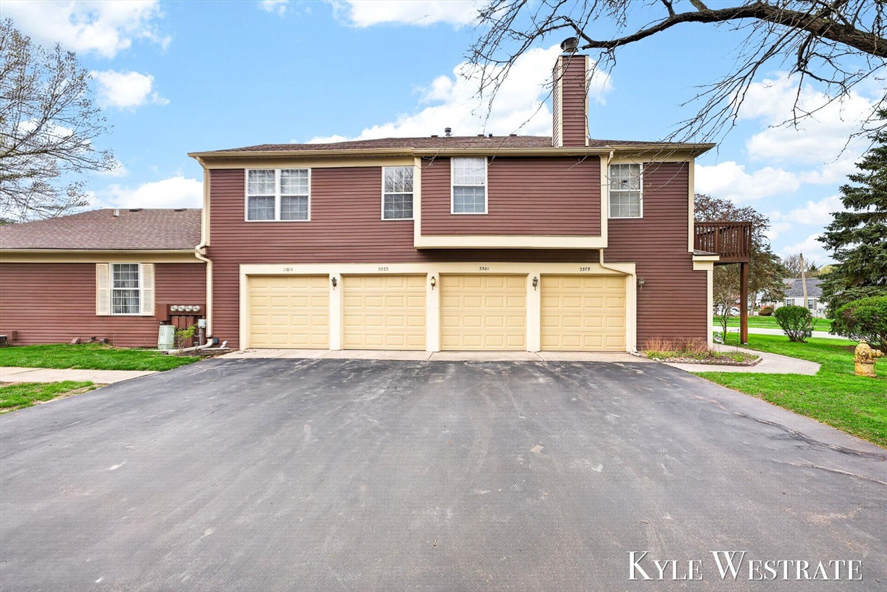 3581 Whispering Brook Court, Grand Rapids, MI, 49508-3779