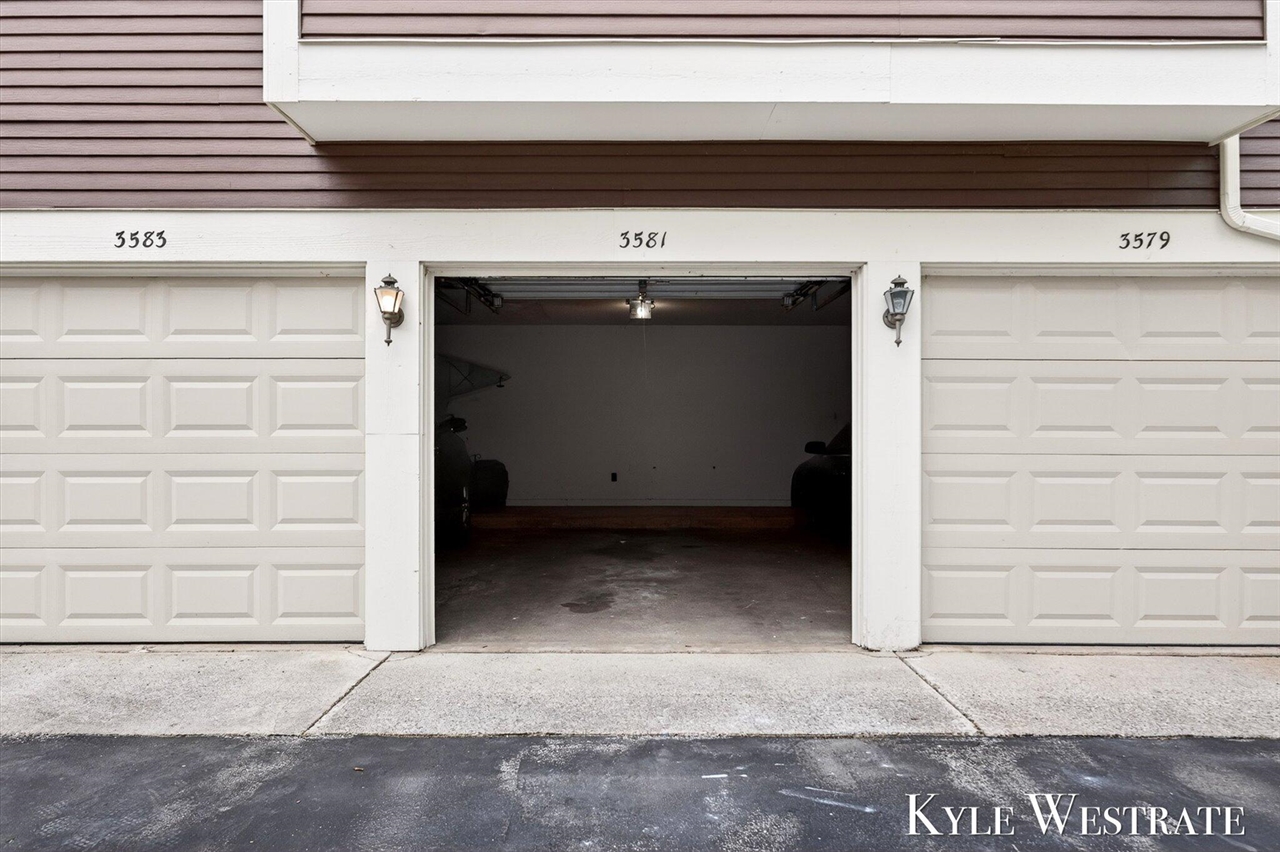 3581 Whispering Brook Court, Grand Rapids, MI, 49508-3779