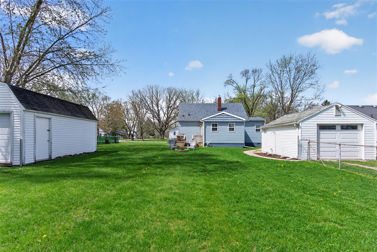937 Varden Drive, Jackson, MI, 49202-2947