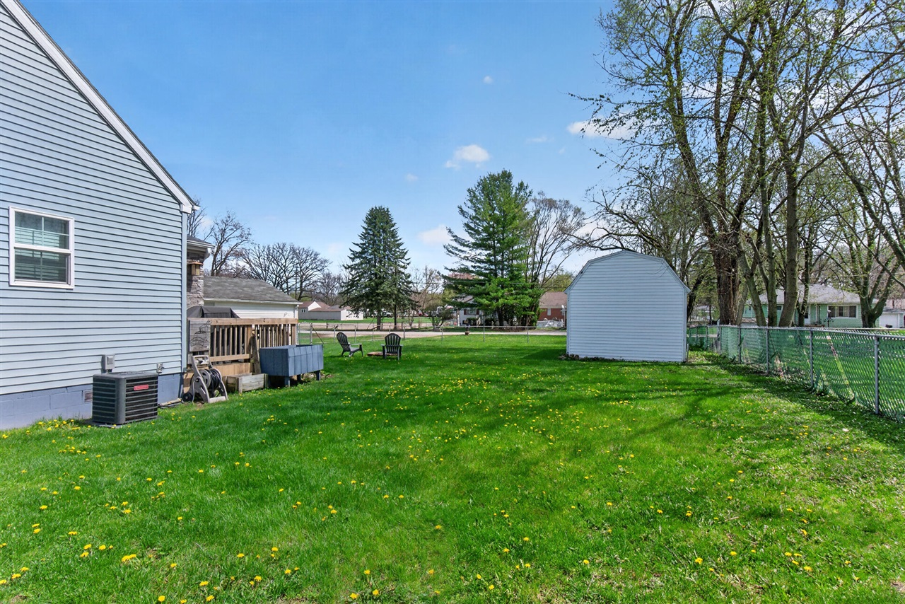 937 Varden Drive, Jackson, MI, 49202-2947