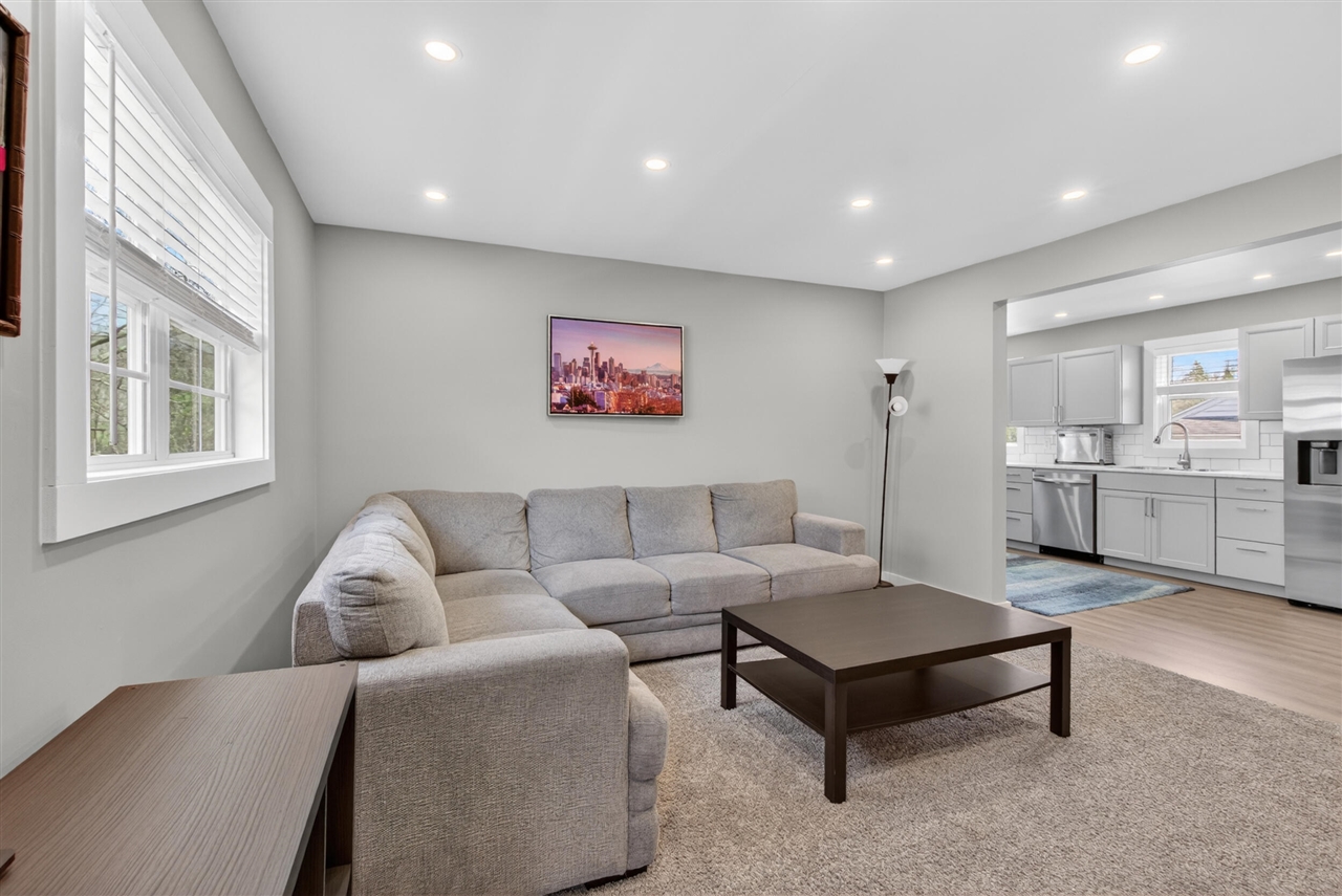 937 Varden Drive, Jackson, MI, 49202-2947