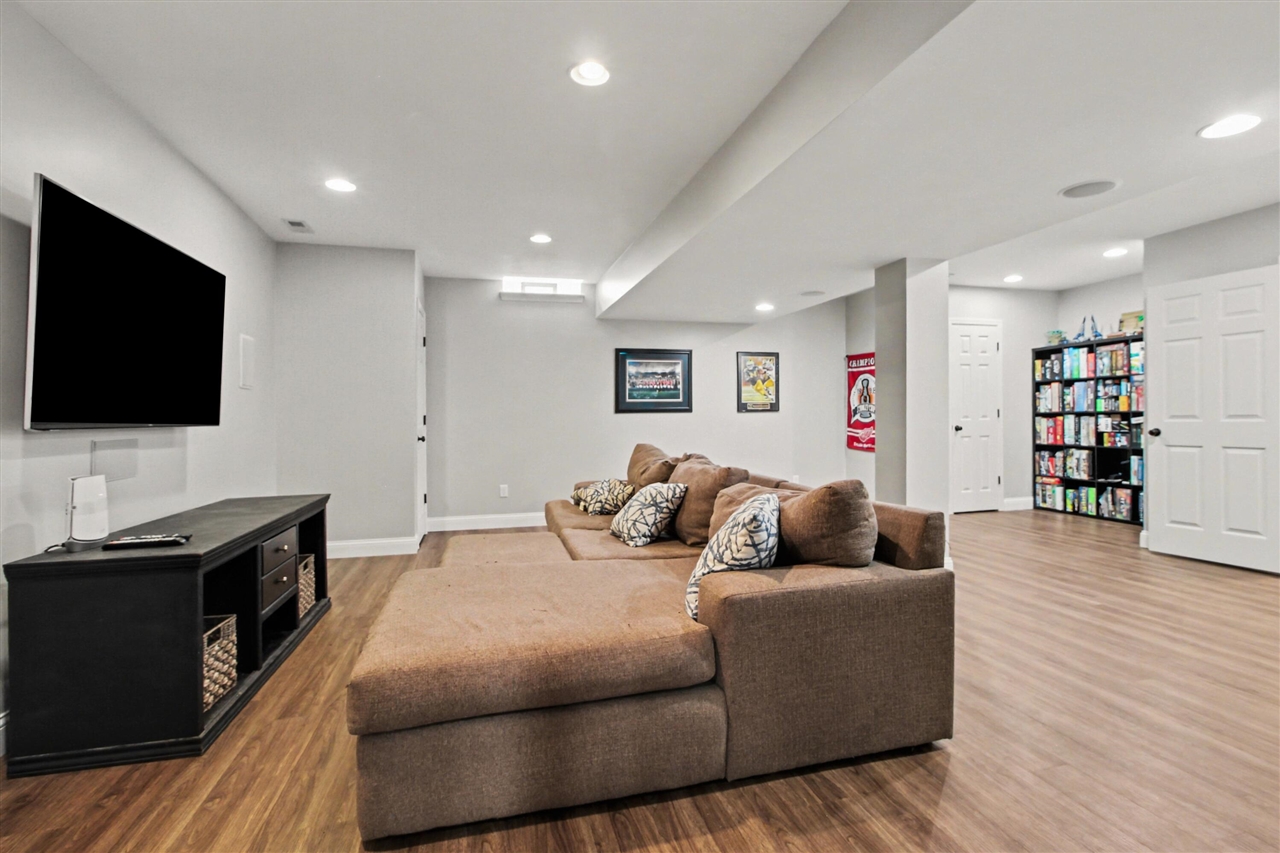 7615 Abigail Drive, Ypsilanti, MI, 48198-7601