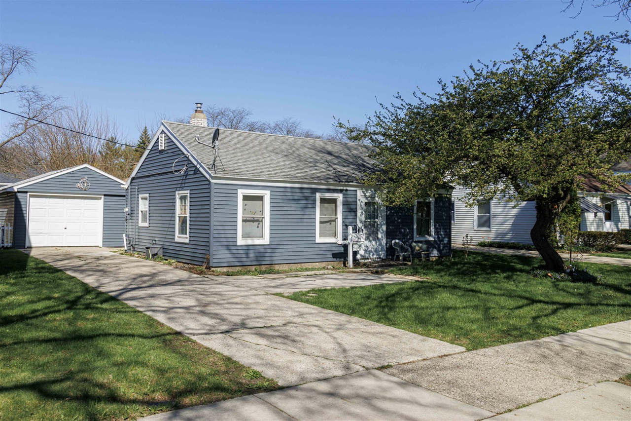 1409 Fuller Avenue, Grand Rapids, MI, 49505-5304