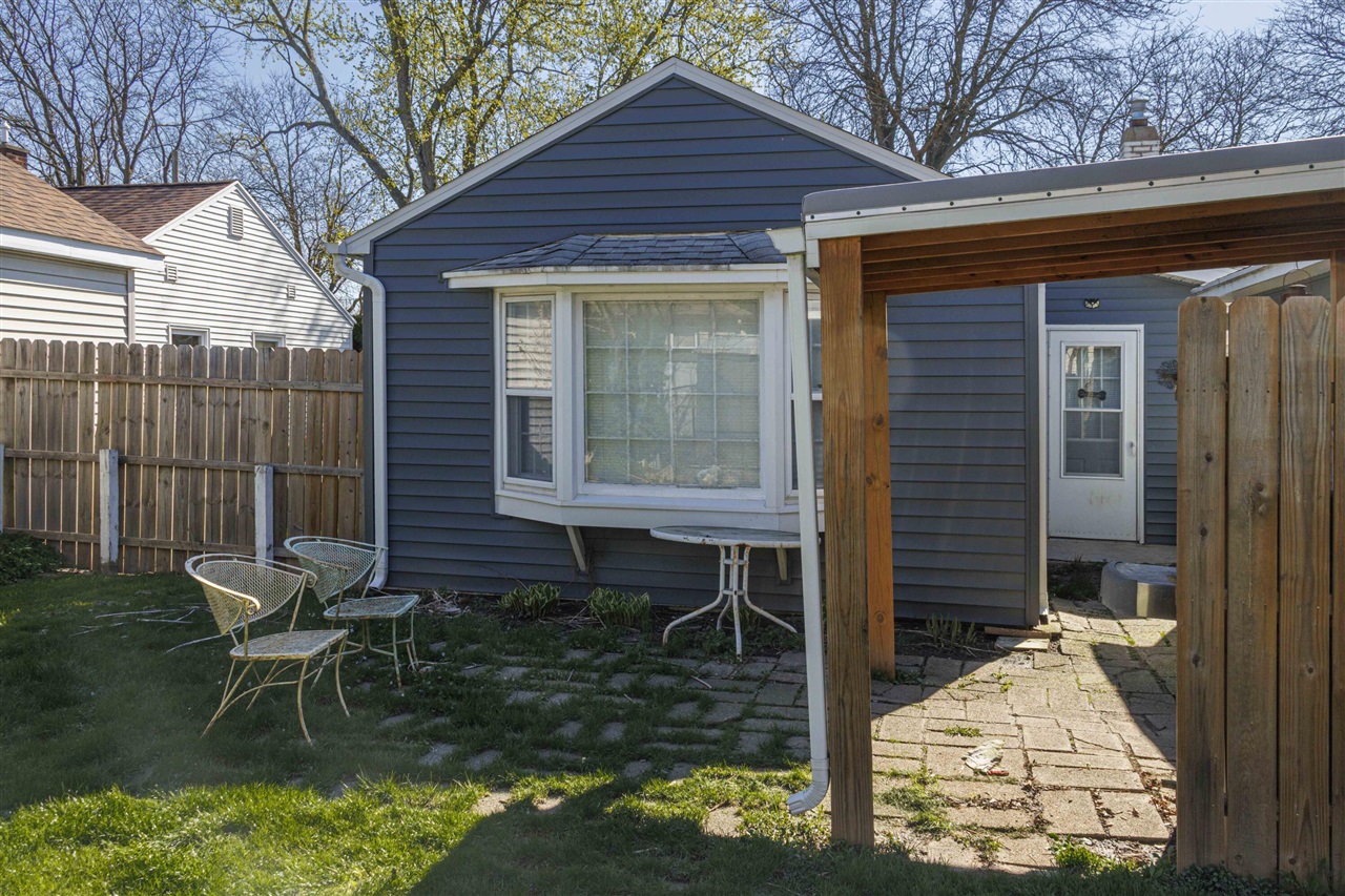 1409 Fuller Avenue, Grand Rapids, MI, 49505-5304