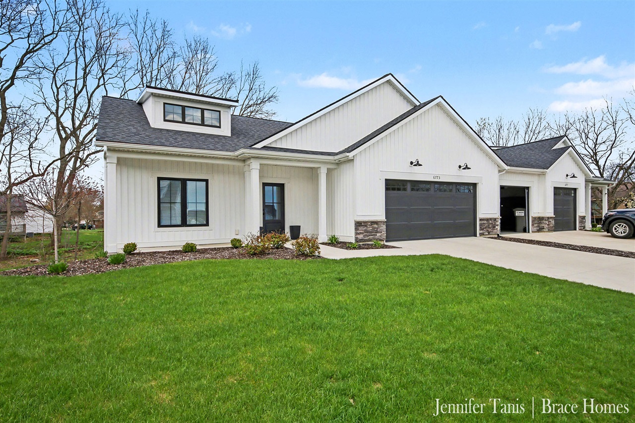 Homes for sale in Hudsonville, MI | 6773 Croft Ln, Hudsonville, MI 49426