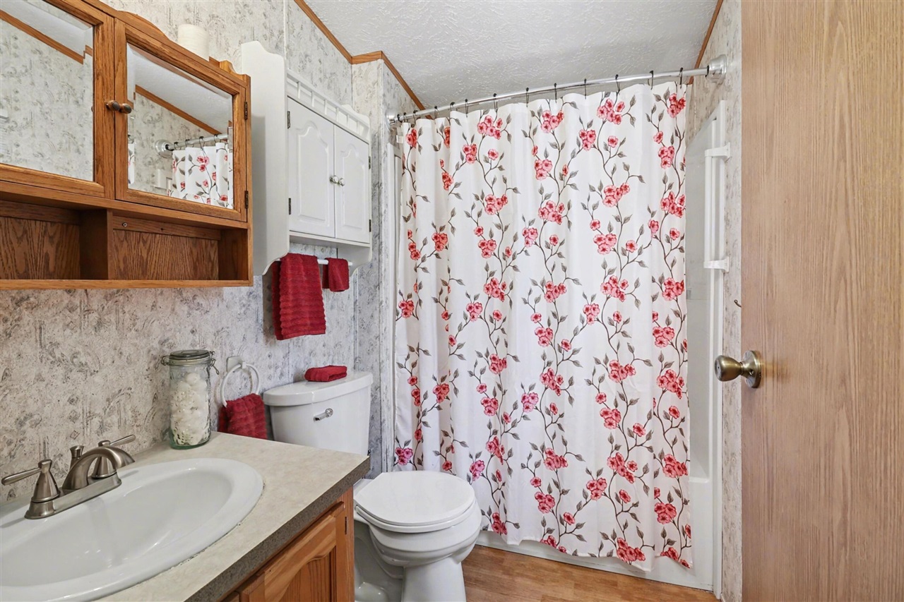 4664 S Eden Lake Road, Custer, MI, 49405