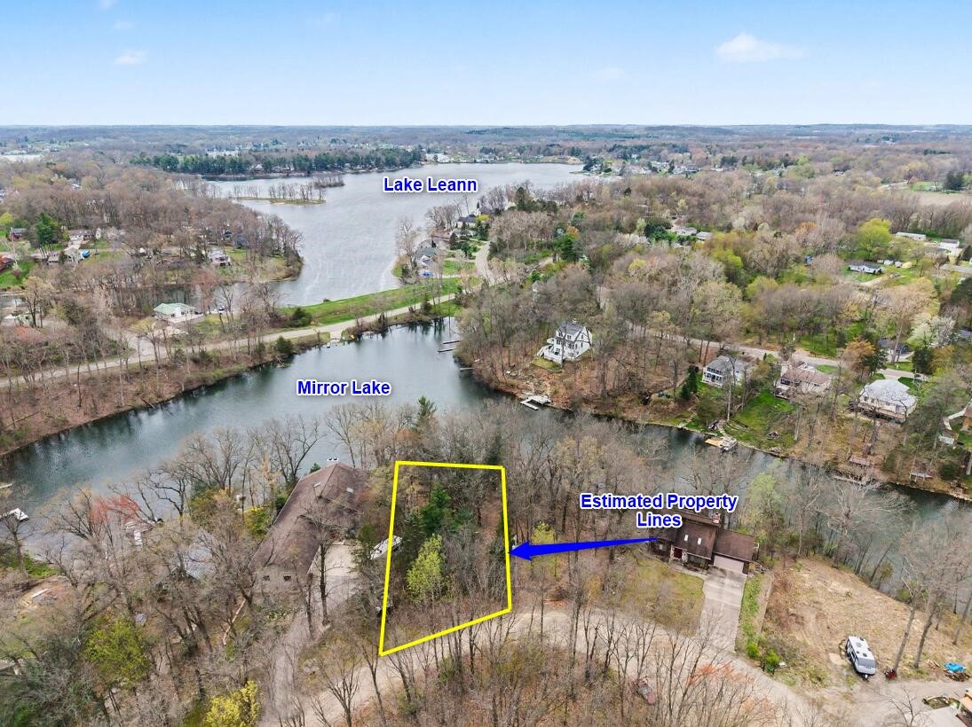 132 Hollybrook Ct, Jerome, MI, 49249-9400