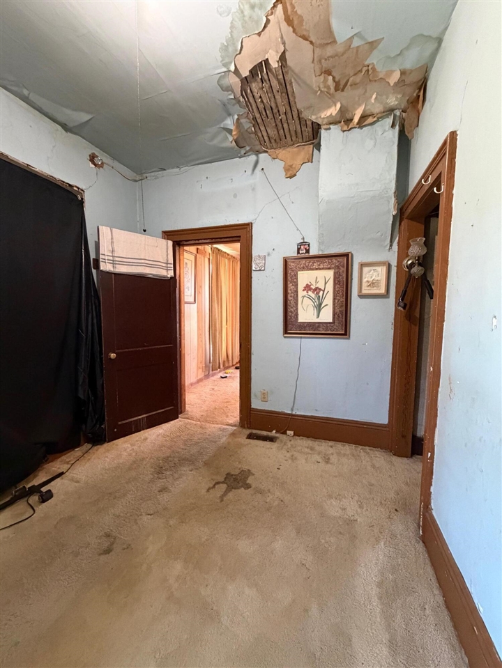 4888 W 12th Street, Fremont, MI, 49412-9608