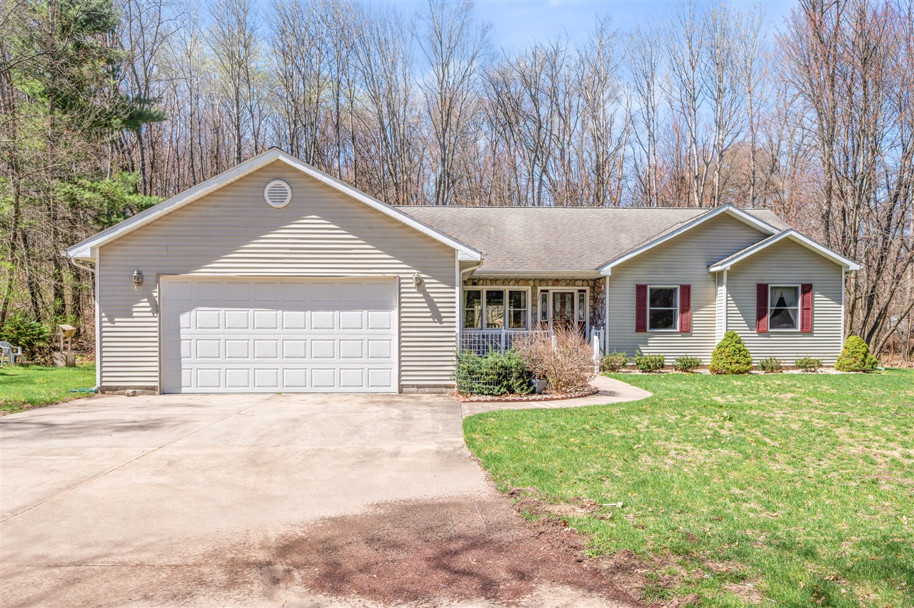 17190 Apollo Drive, Big Rapids, MI, 49307-9573