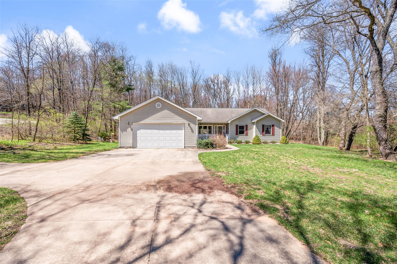 17190 Apollo Drive, Big Rapids, MI, 49307-9573