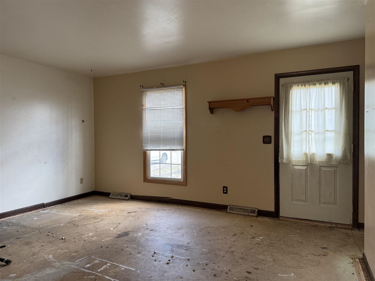 10736 Woodbushe Drive, Lowell, MI, 49331