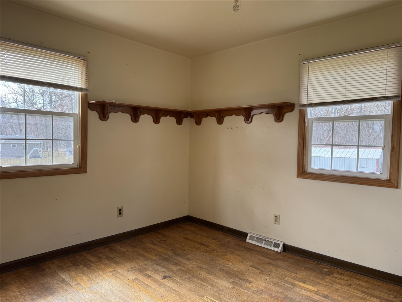 10736 Woodbushe Drive, Lowell, MI, 49331