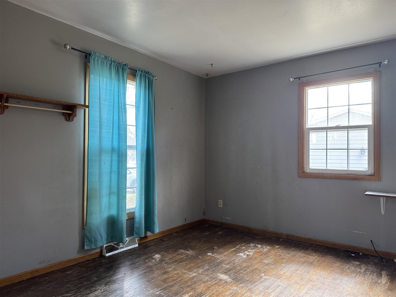10736 Woodbushe Drive, Lowell, MI, 49331