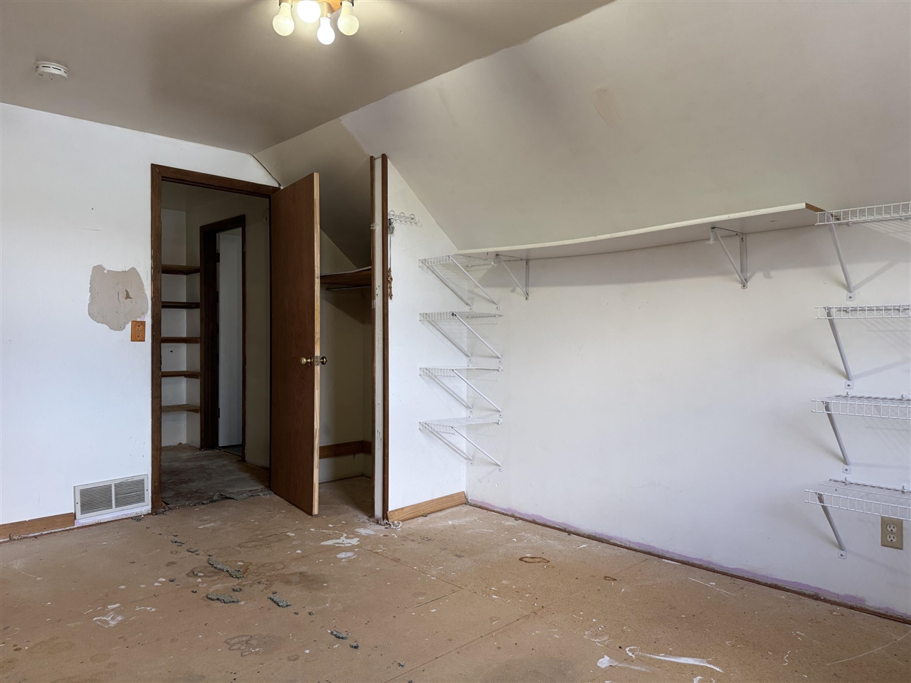 10736 Woodbushe Drive, Lowell, MI, 49331