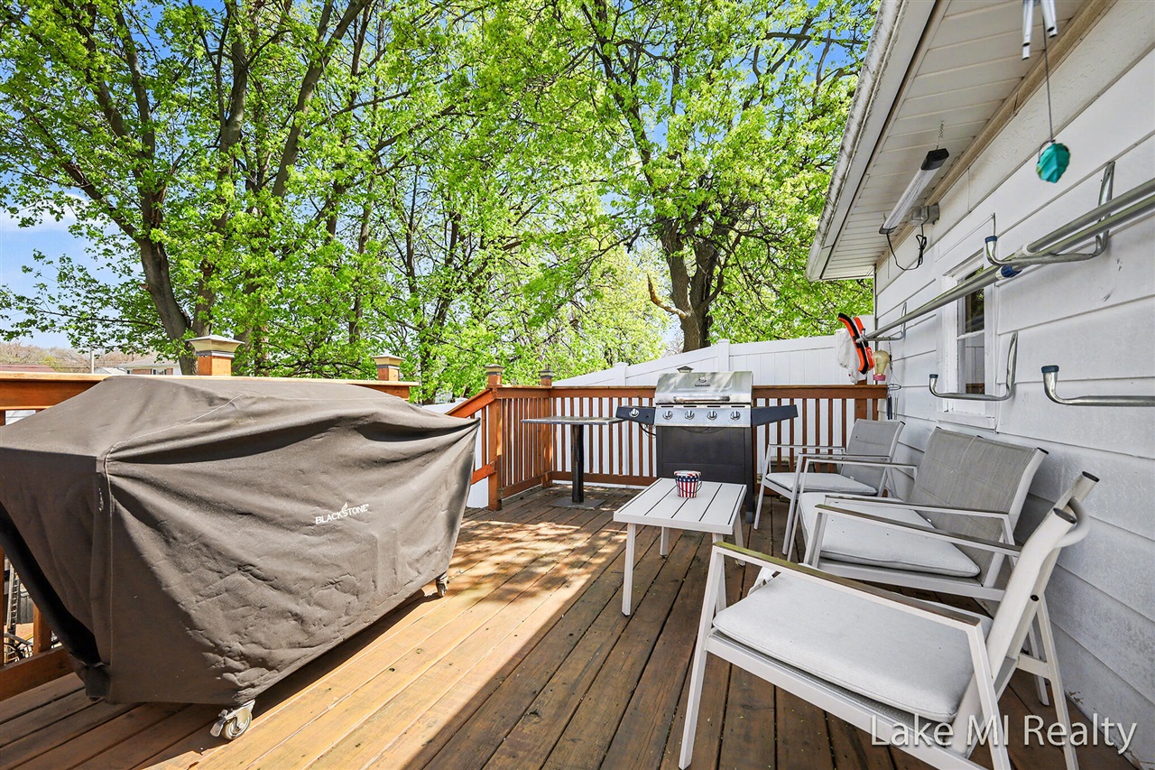 2884 Meyer Avenue, Wyoming, MI, 49519-2543