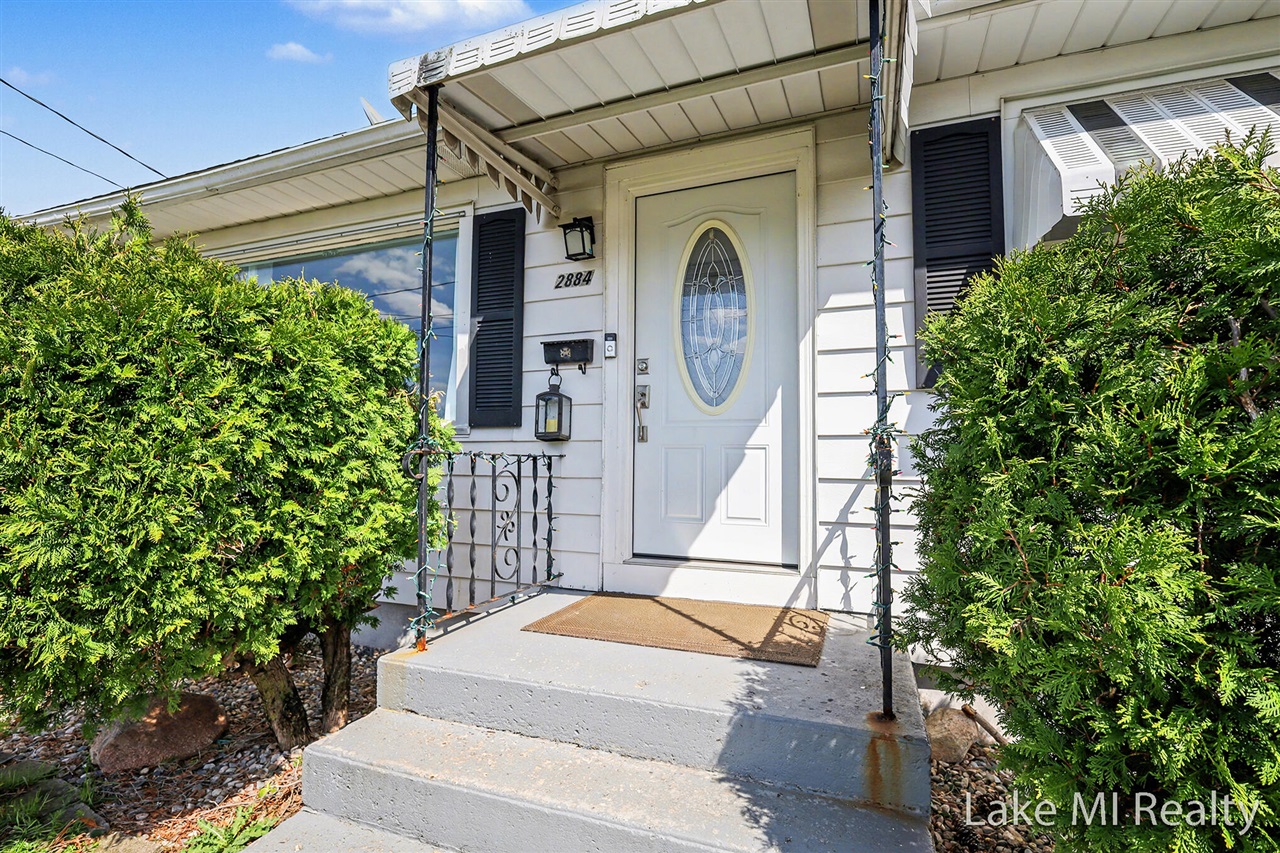 2884 Meyer Avenue, Wyoming, MI, 49519-2543