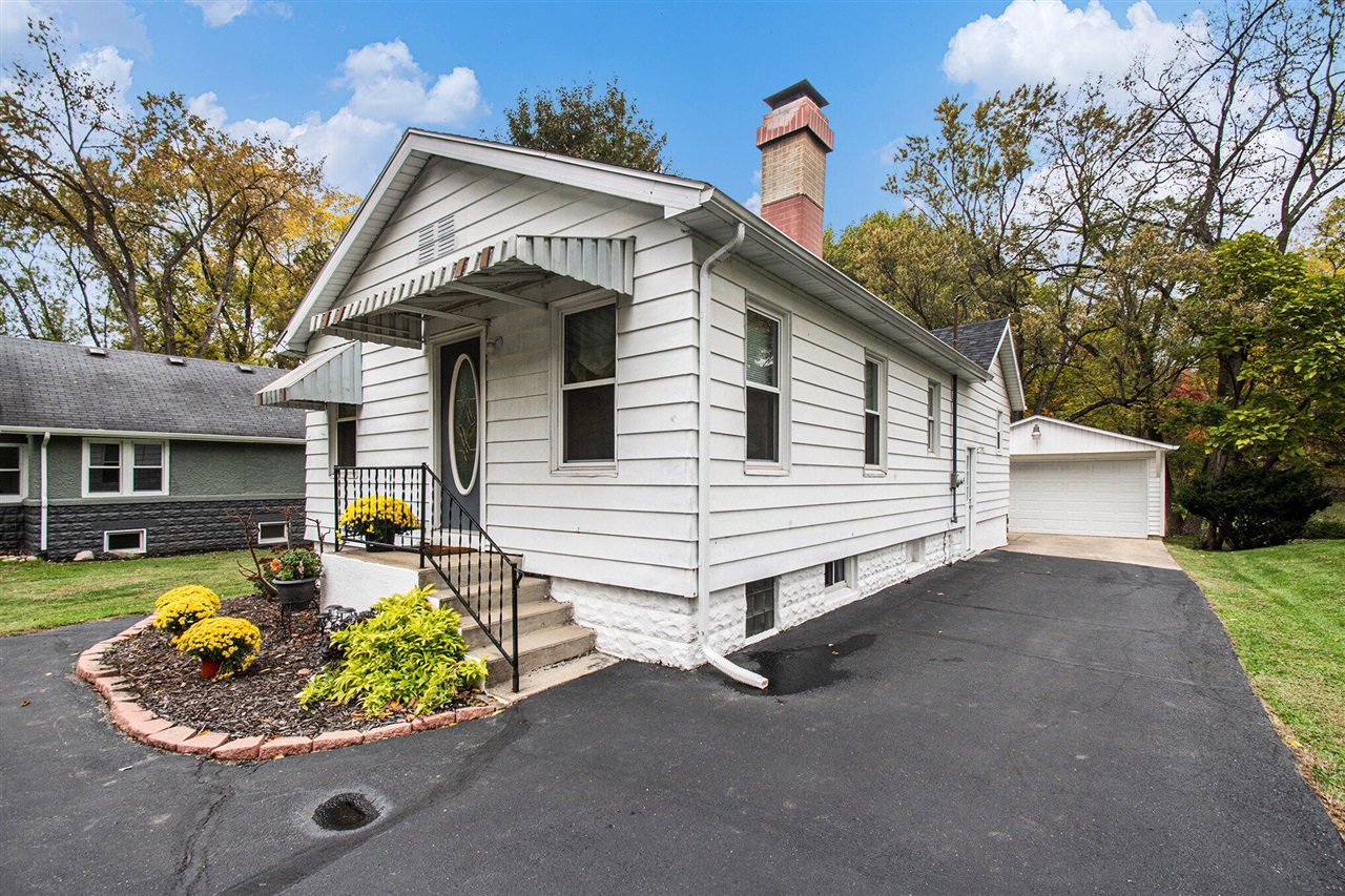 743 Platt Street, Niles, MI, 49120-1533