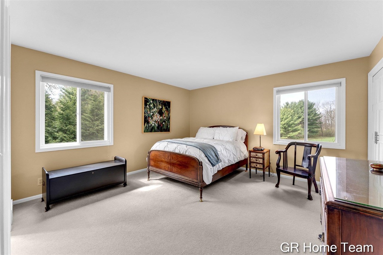 867 Cramton Avenue, Ada, MI, 49301