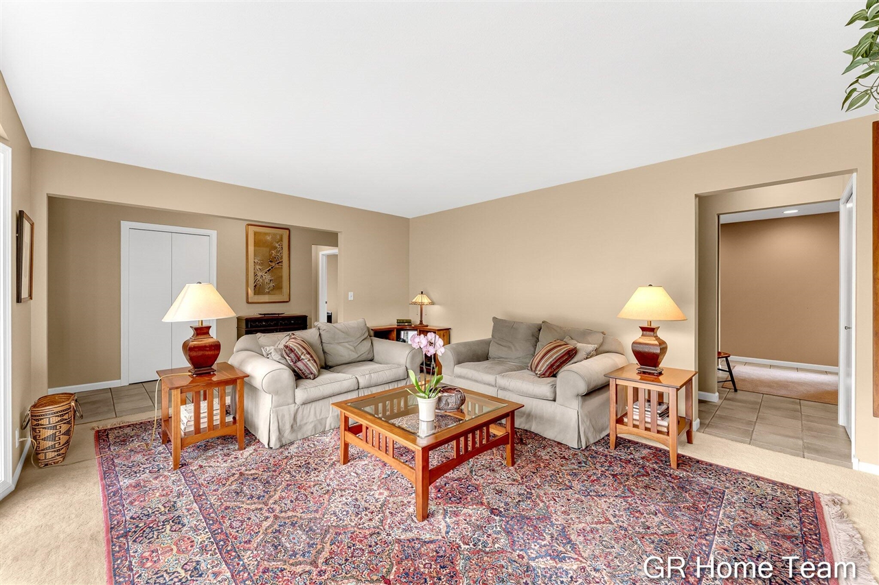 867 Cramton Avenue, Ada, MI, 49301