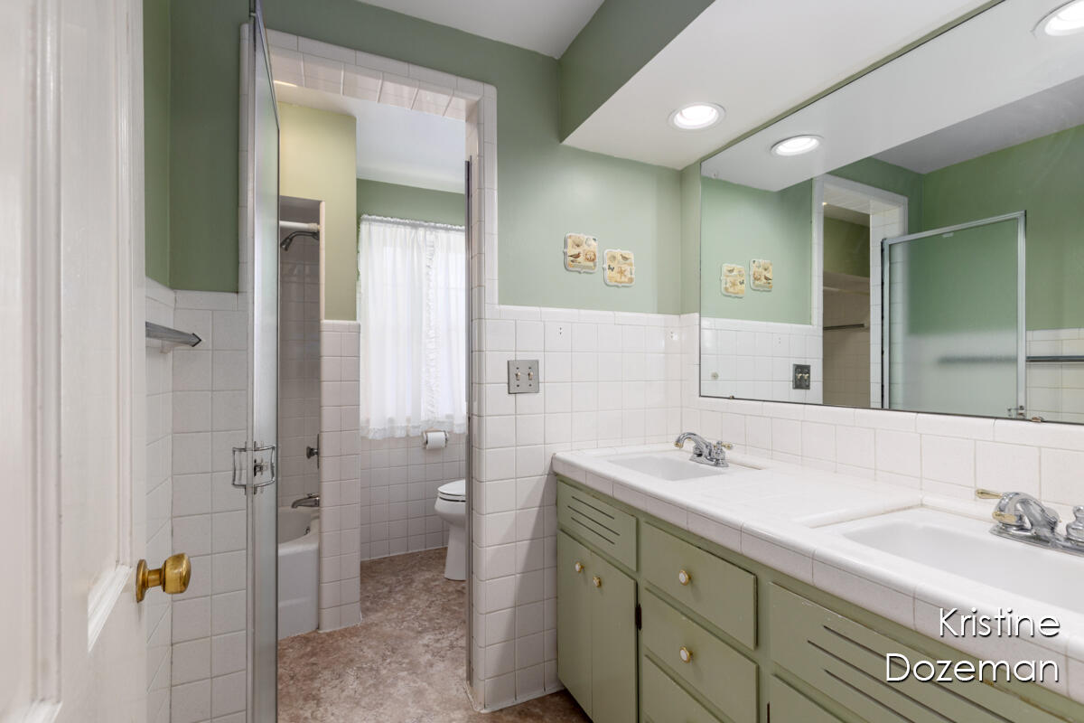 2668 Union Avenue, Grand Rapids, MI, 49507-3582