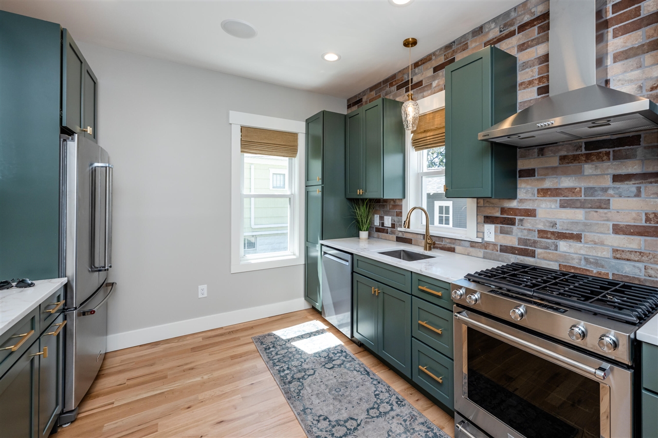 1718 S State Street, Saint Joseph, MI, 49085-1655