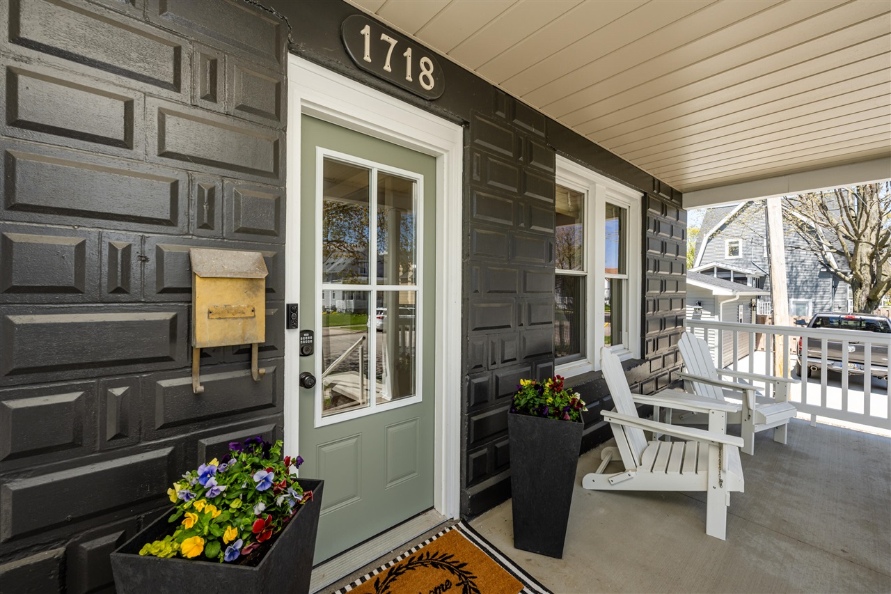 1718 S State Street, Saint Joseph, MI, 49085-1655