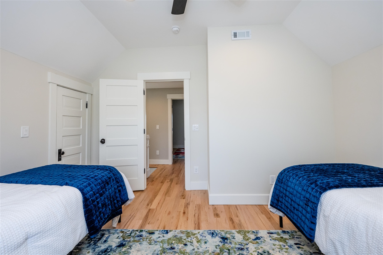 1718 S State Street, Saint Joseph, MI, 49085-1655