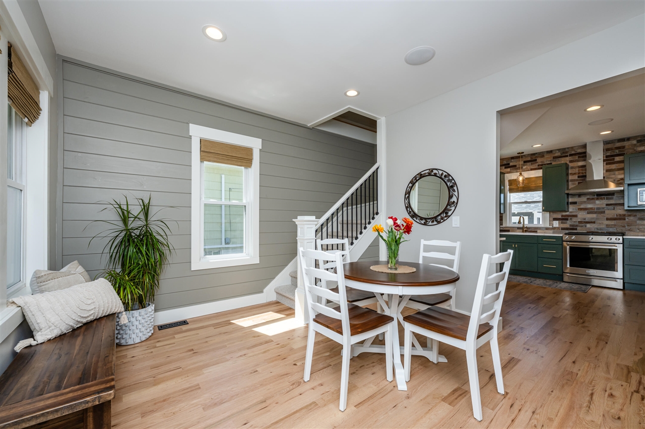 1718 S State Street, Saint Joseph, MI, 49085-1655